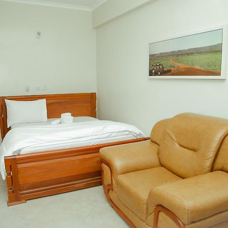 Fq Hotel Dar es Salaam Exteriör bild