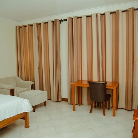 Fq Hotel Dar es Salaam Exteriör bild