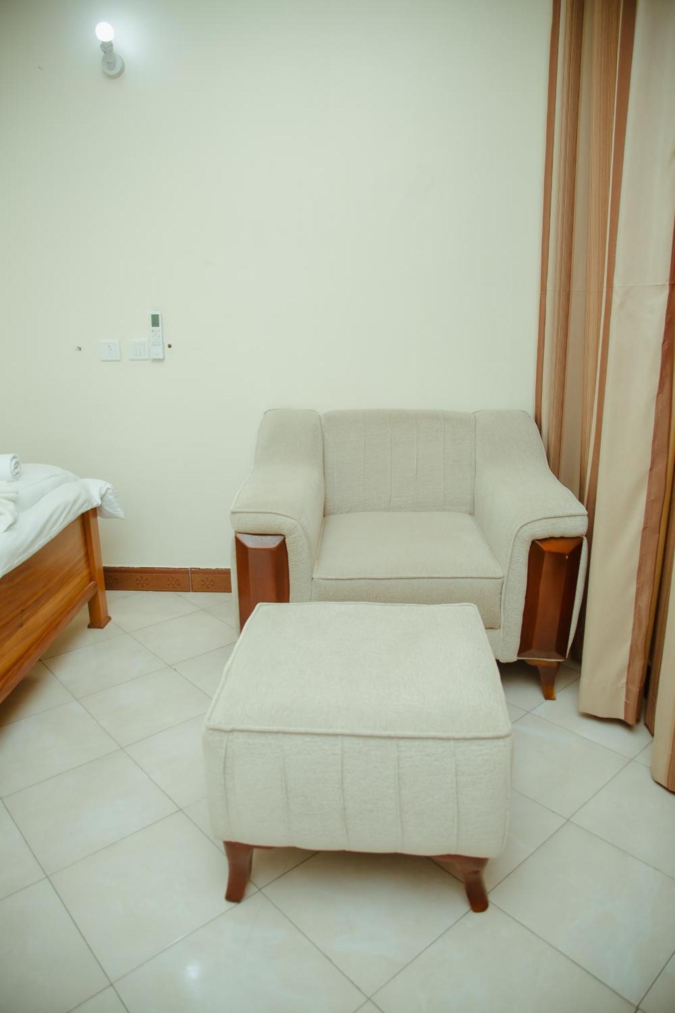 Fq Hotel Dar es Salaam Exteriör bild